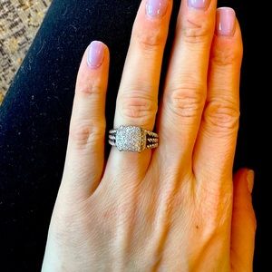 David Yurman petite Wheaton ring with diamonds (size 7)
